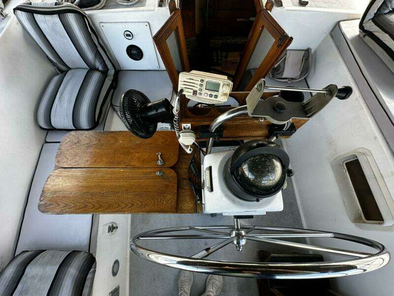 Possessor 52ft Morgan Yacht For Sale