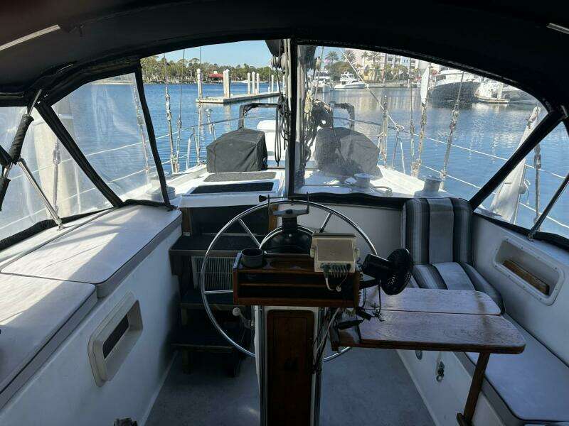 Possessor 52ft Morgan Yacht For Sale