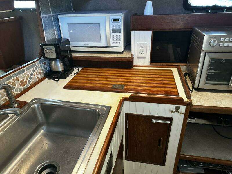 Possessor 52ft Morgan Yacht For Sale