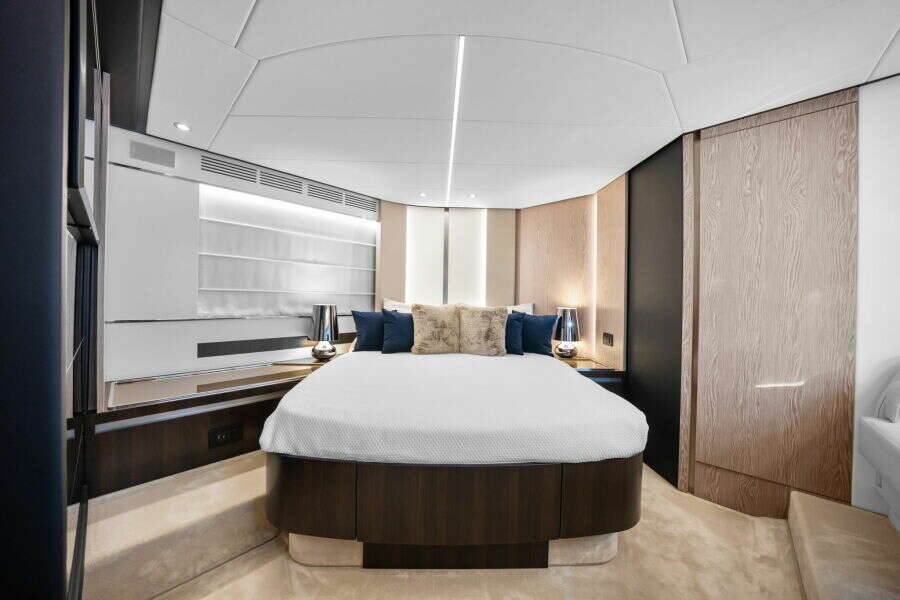 59ft Azimut Yacht For Sale