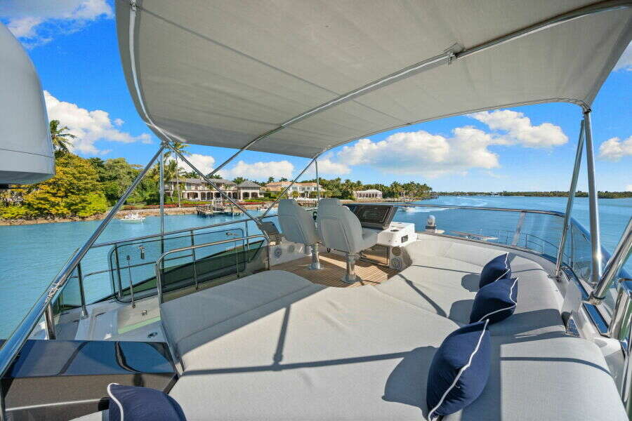 59ft Azimut Yacht For Sale