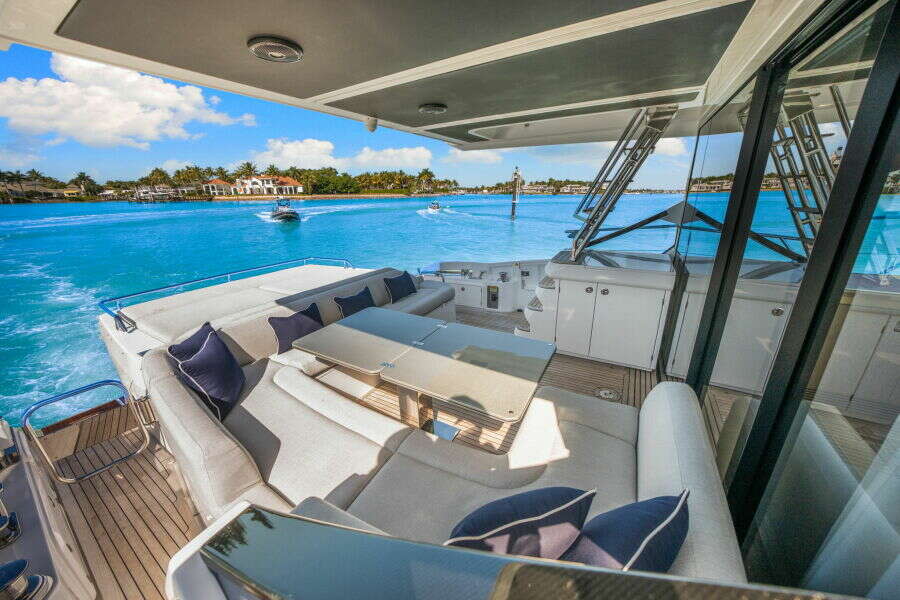 59ft Azimut Yacht For Sale