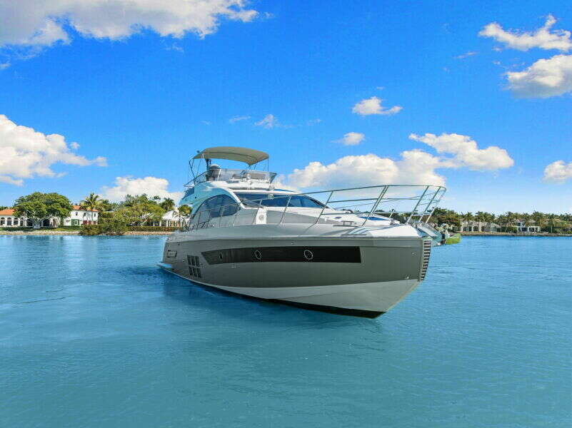 59ft Azimut Yacht For Sale