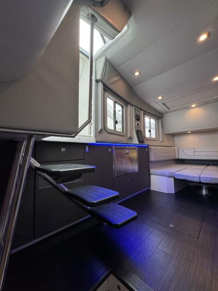 43' 2018 Formula 430 Super Sport Crossover