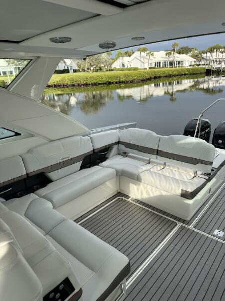 43' 2018 Formula 430 Super Sport Crossover