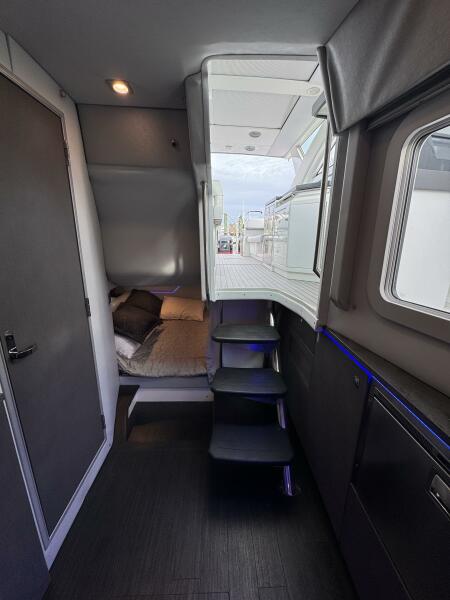 43' 2018 Formula 430 Super Sport Crossover