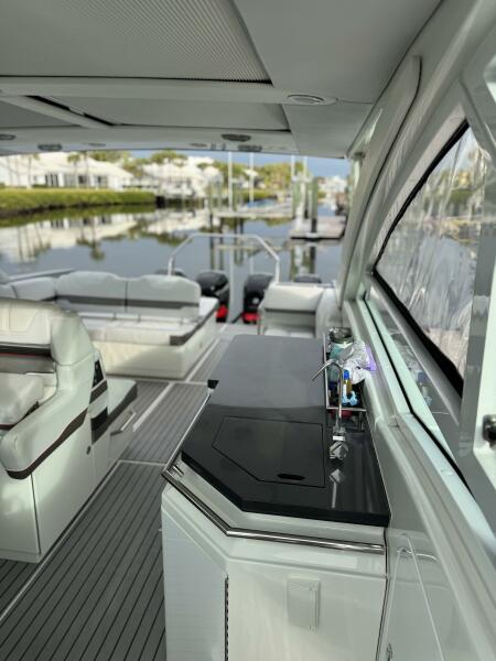 43' 2018 Formula 430 Super Sport Crossover