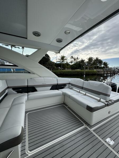 43' 2018 Formula 430 Super Sport Crossover