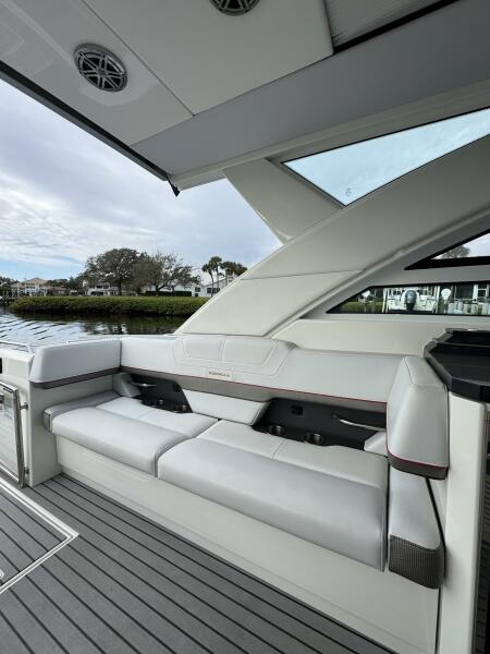 43' 2018 Formula 430 Super Sport Crossover