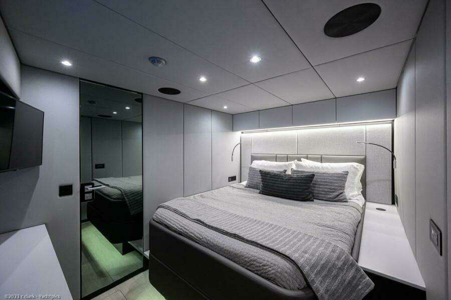 Sunreef 60 NERO- Forward Port Guest Cabin