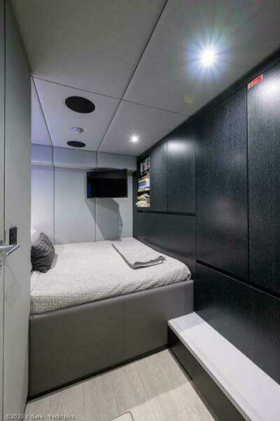 Sunreef 60 NERO- Aft Starboard Guest Cabin