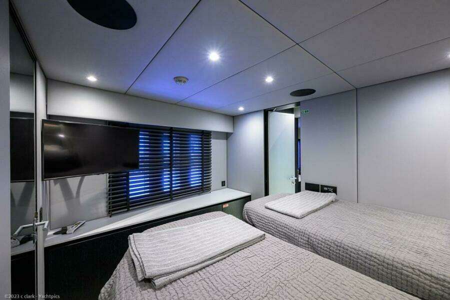 Sunreef 60 NERO- Forward Starboard Guest Cabin