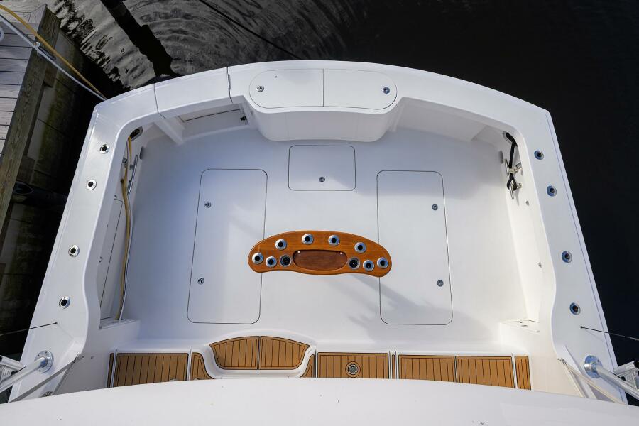63' 2013 Hatteras GT63