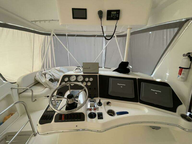42ft Silverton Yacht For Sale