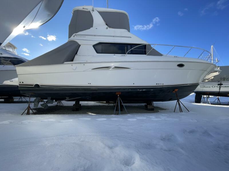 42' 2006 Silverton 42 Convertible