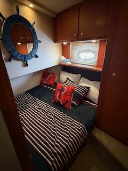 42' 2006 Silverton 42 Convertible