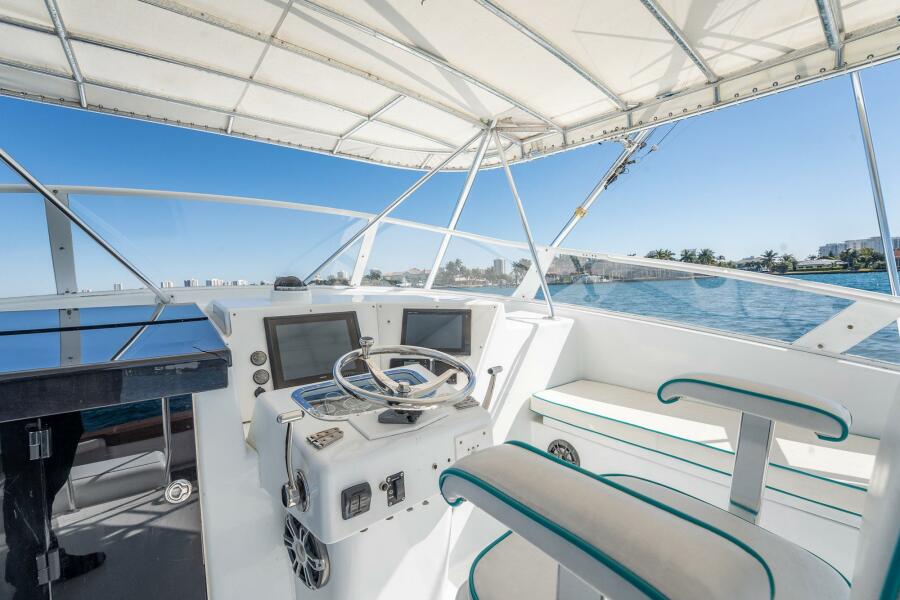 42' 1997 Strike Express