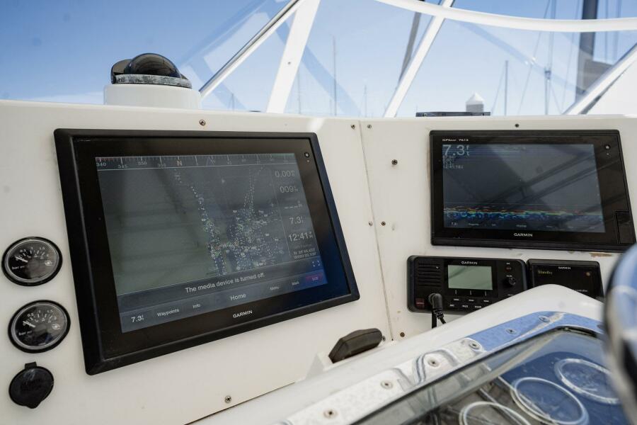 42' 1997 Strike Express