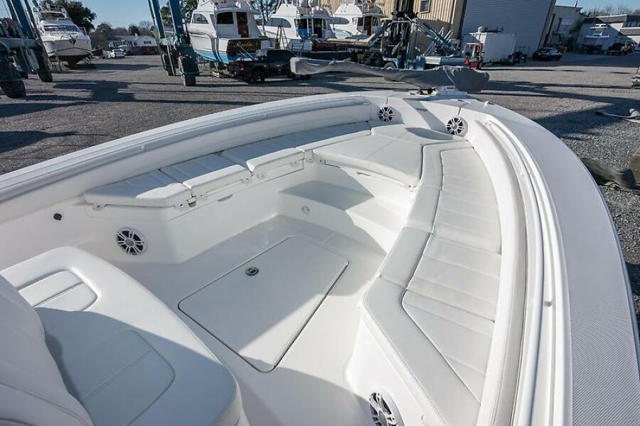 26' 2024 Regulator 26XO