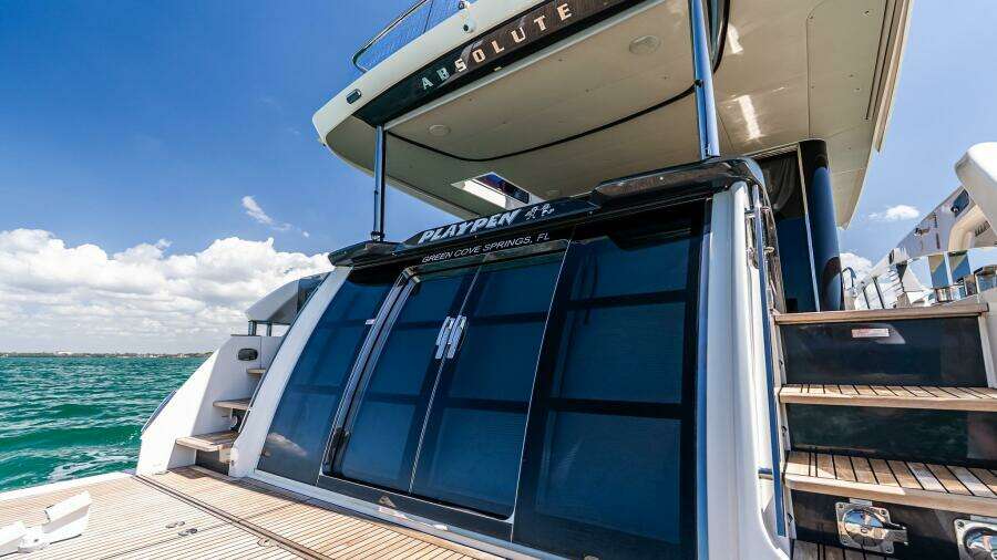 2022 Absolute 64 Navetta