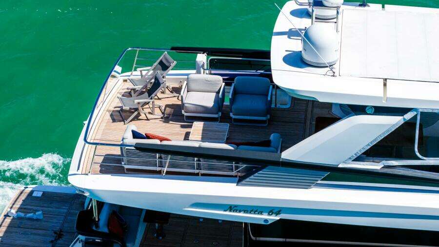 2022 Absolute 64 Navetta