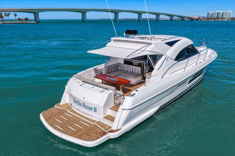 50' 2016 Riviera 5000 Sport Yacht
