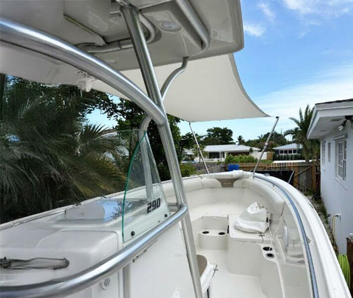 29' 2013 Sailfish 290 CC