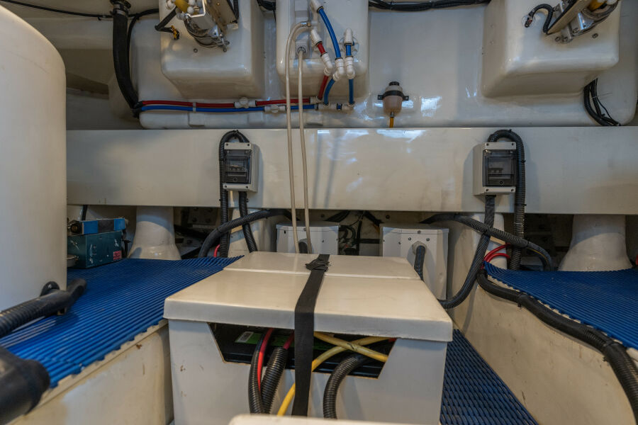 69' 2013 Ocean Alexander 65 PILOTHOUSE