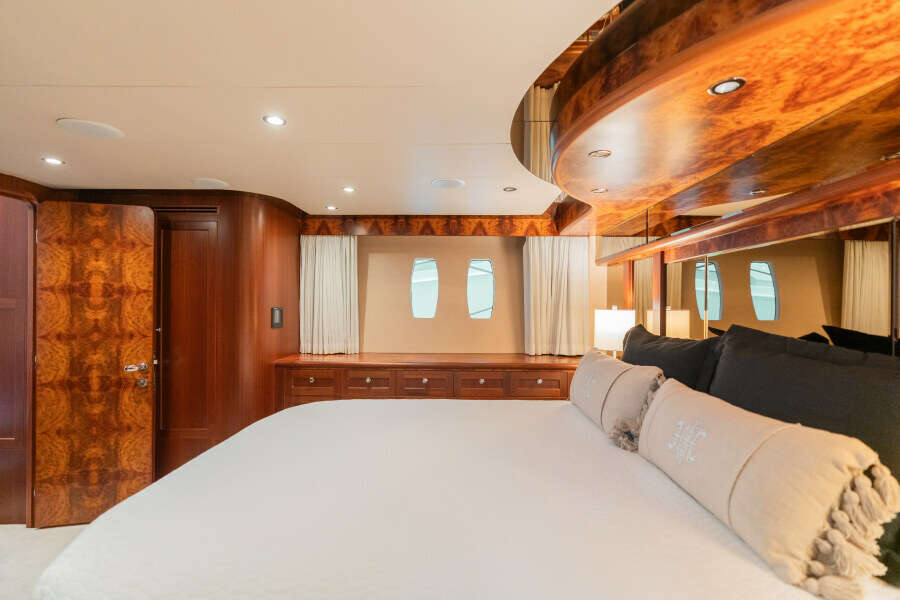 69ft Ocean Alexander Yacht For Sale