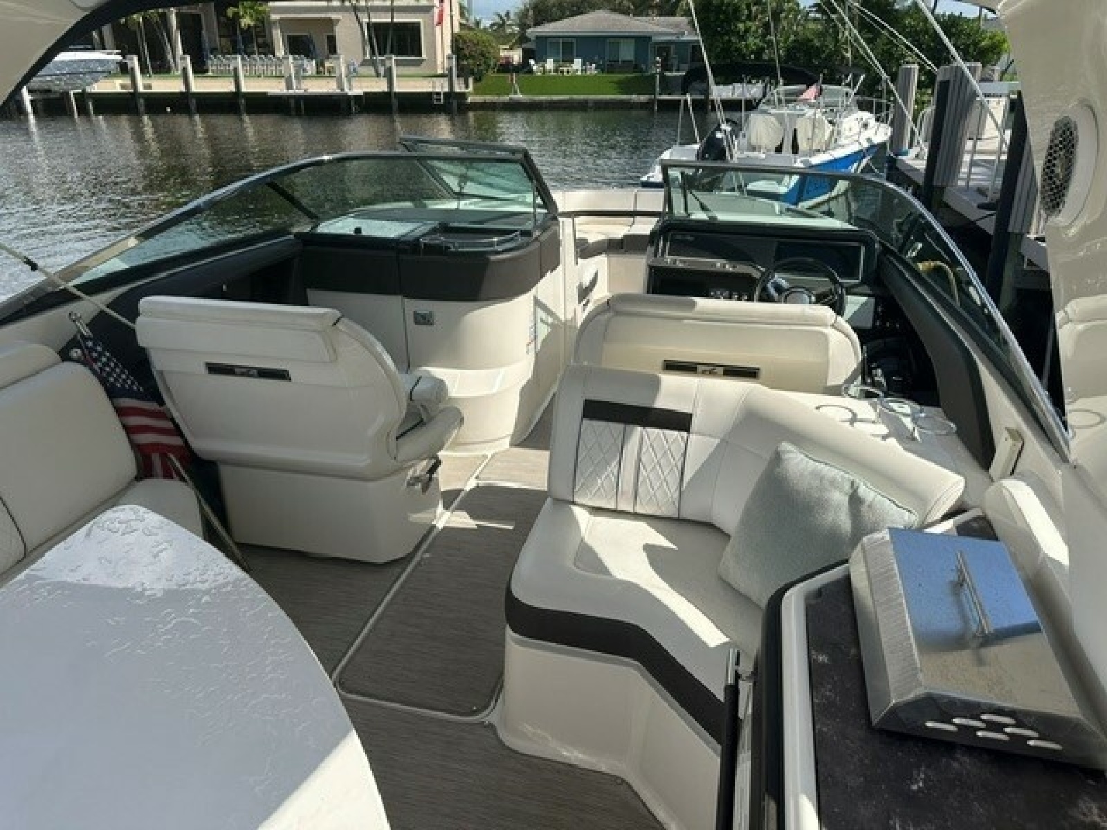 Sales Therapy Yacht Photos Pics 