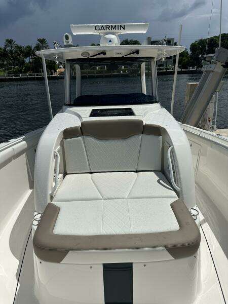 PERFECTION 37ft Edgewater Yacht For Sale
