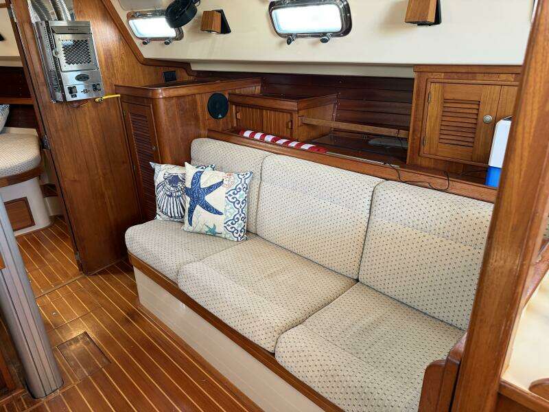 38ft Island Packet Yacht For Sale