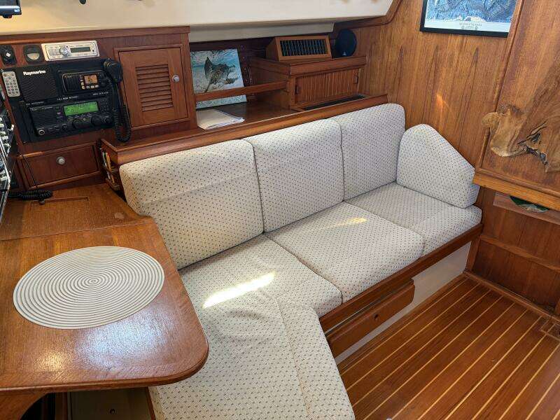 38ft Island Packet Yacht For Sale