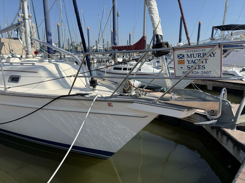 38' 1999 Island Packet 380