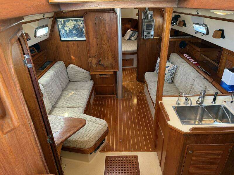 38ft Island Packet Yacht For Sale