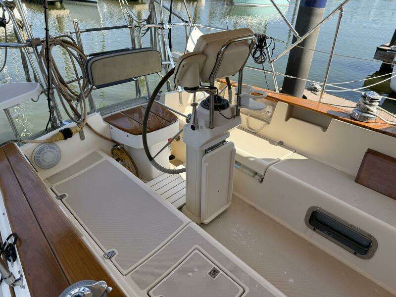 38ft Island Packet Yacht For Sale