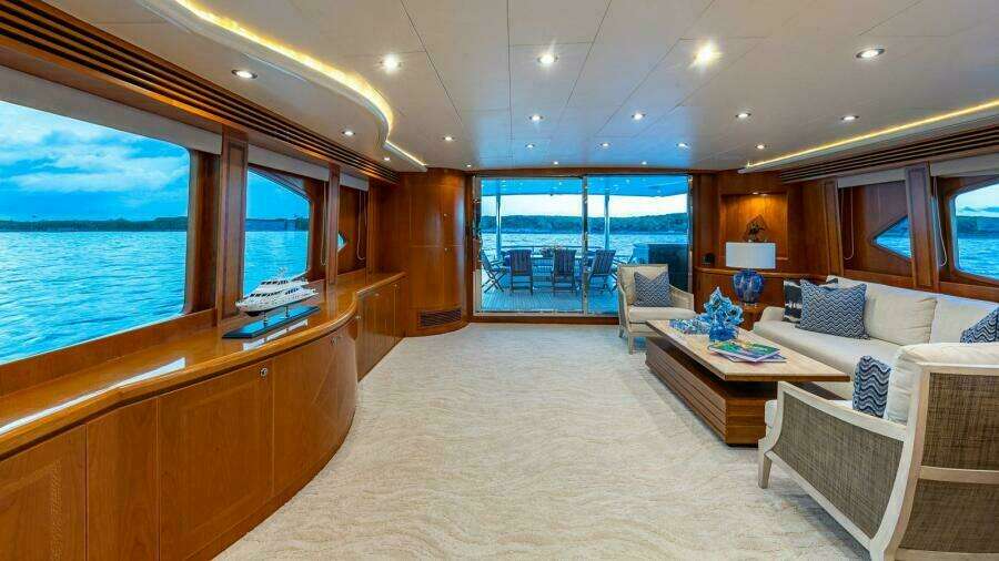 Salon Looking Aft To Stbd Side