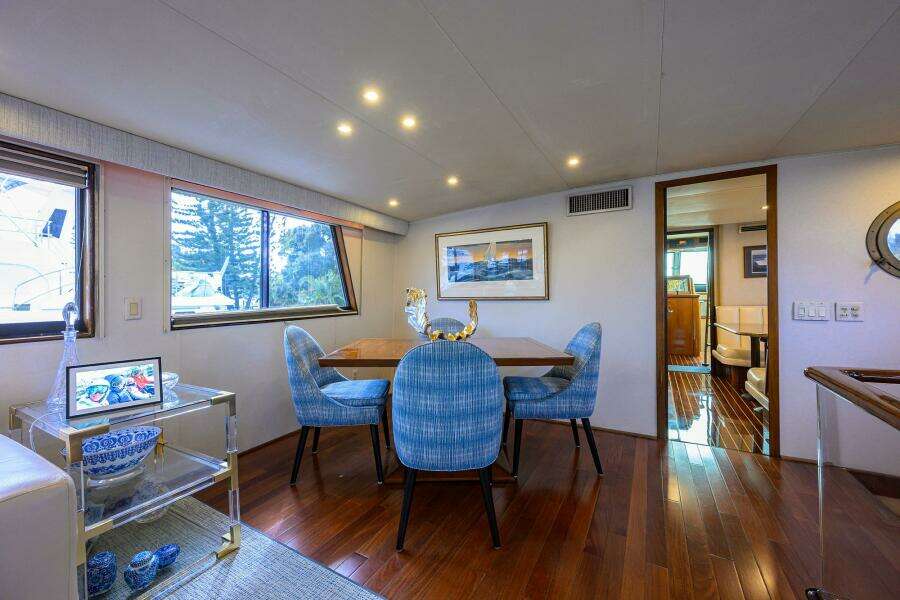 FOREVER YOUNG 78ft Hatteras Yacht For Sale