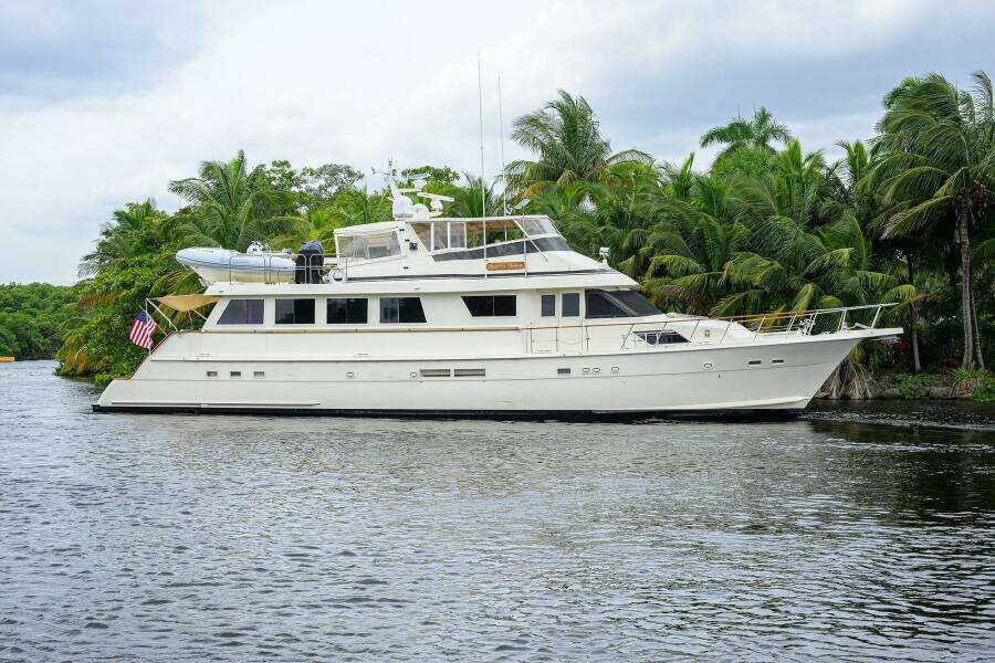 FOREVER YOUNG 78ft Hatteras Yacht For Sale