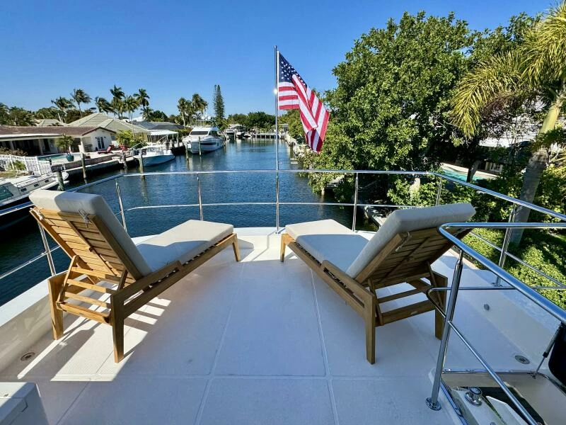 New Sun Lounges