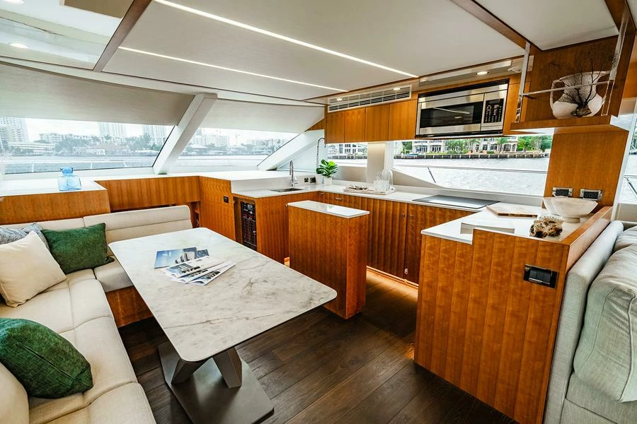 Galley to Stbd  