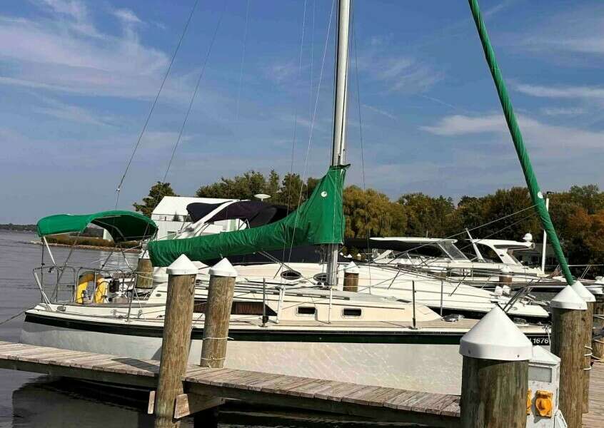 28ft O Day Yacht For Sale