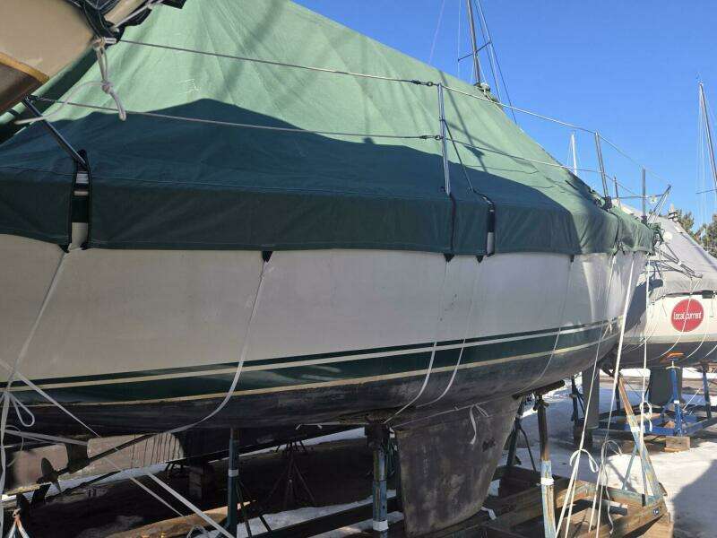 28ft O Day Yacht For Sale