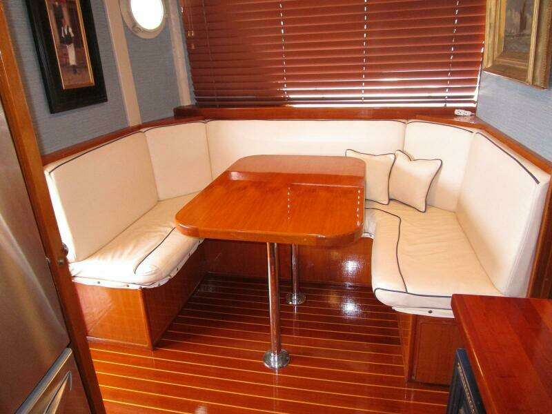 Galley Dinette  