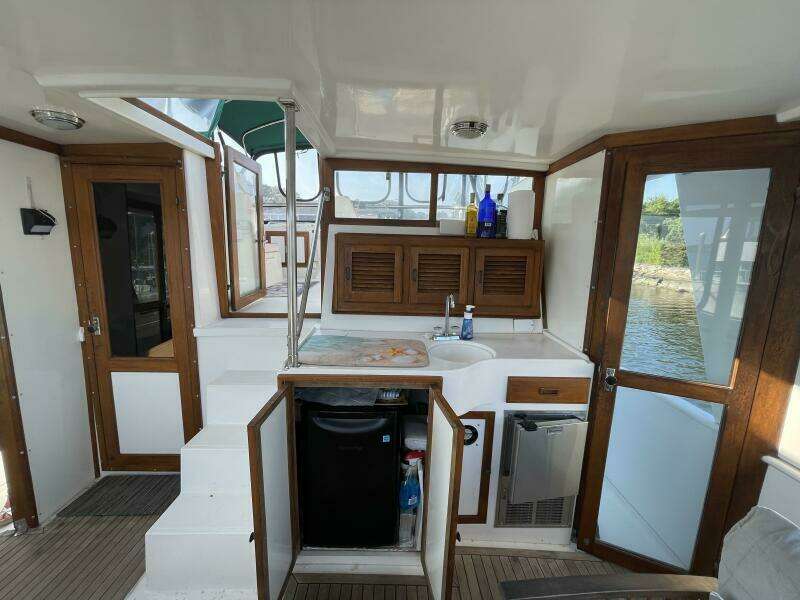 Peaceful Times 40ft Heritage East Yacht For Sale