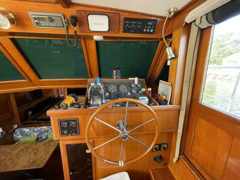 Peaceful Times 40ft Heritage East Yacht For Sale
