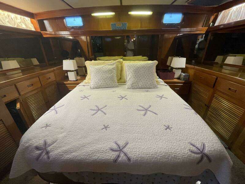 Peaceful Times 40ft Heritage East Yacht For Sale