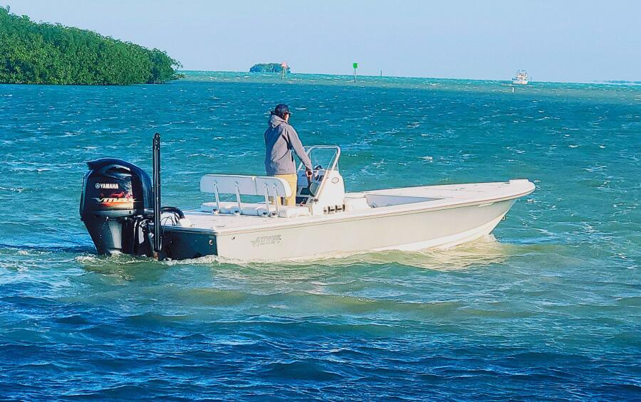 21' 2021 Hewes Redfisher 21