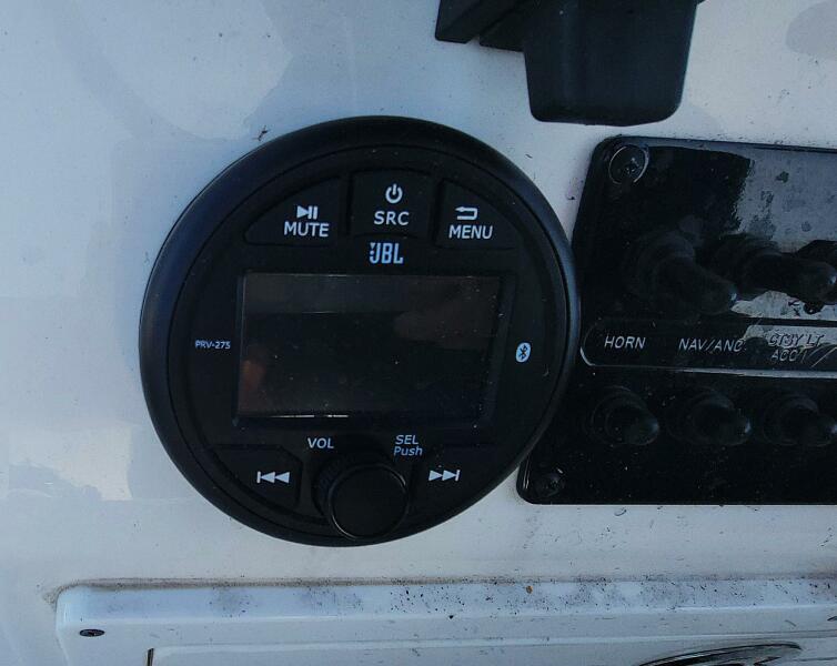 21' 2021 Hewes Redfisher 21