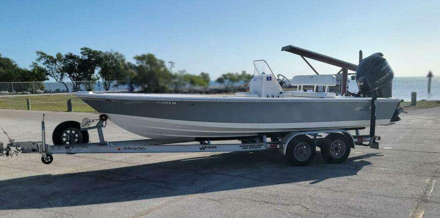 21ft Hewes Yacht For Sale